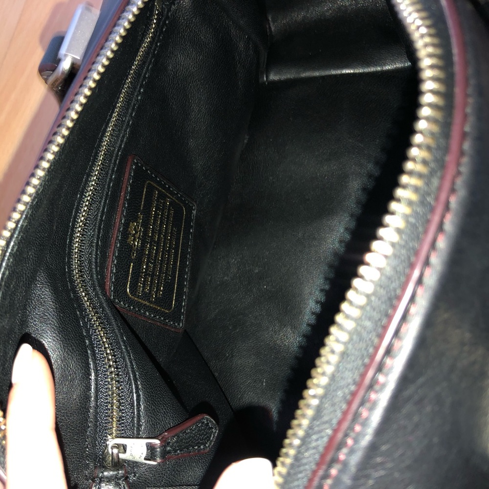 COACH handbag - Picture 6 of 8